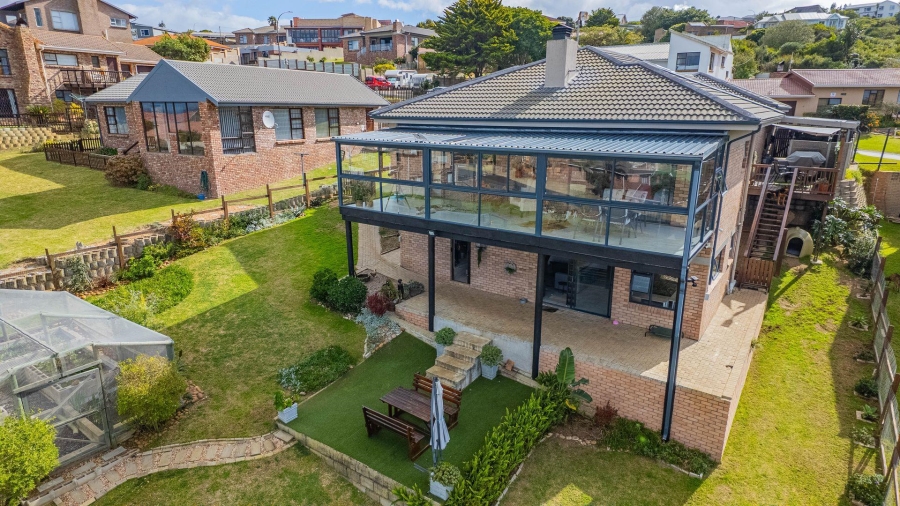 4 Bedroom Property for Sale in Dana Bay Western Cape